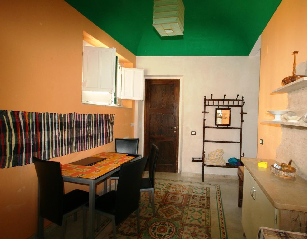 Appartamentino Pomelia Эриче Экстерьер фото