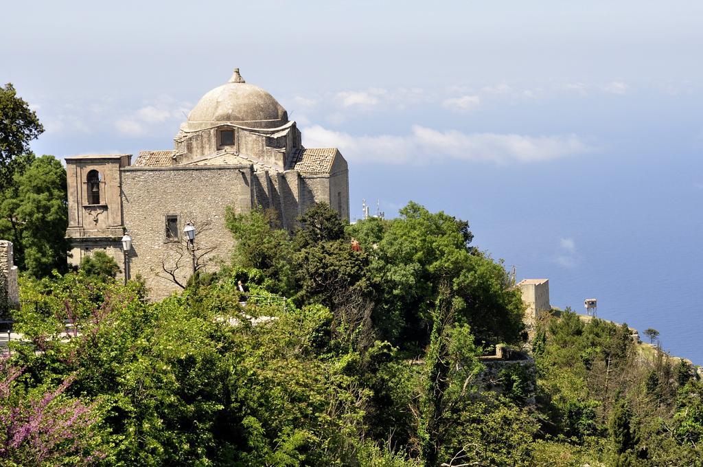 Appartamentino Pomelia Эриче Экстерьер фото